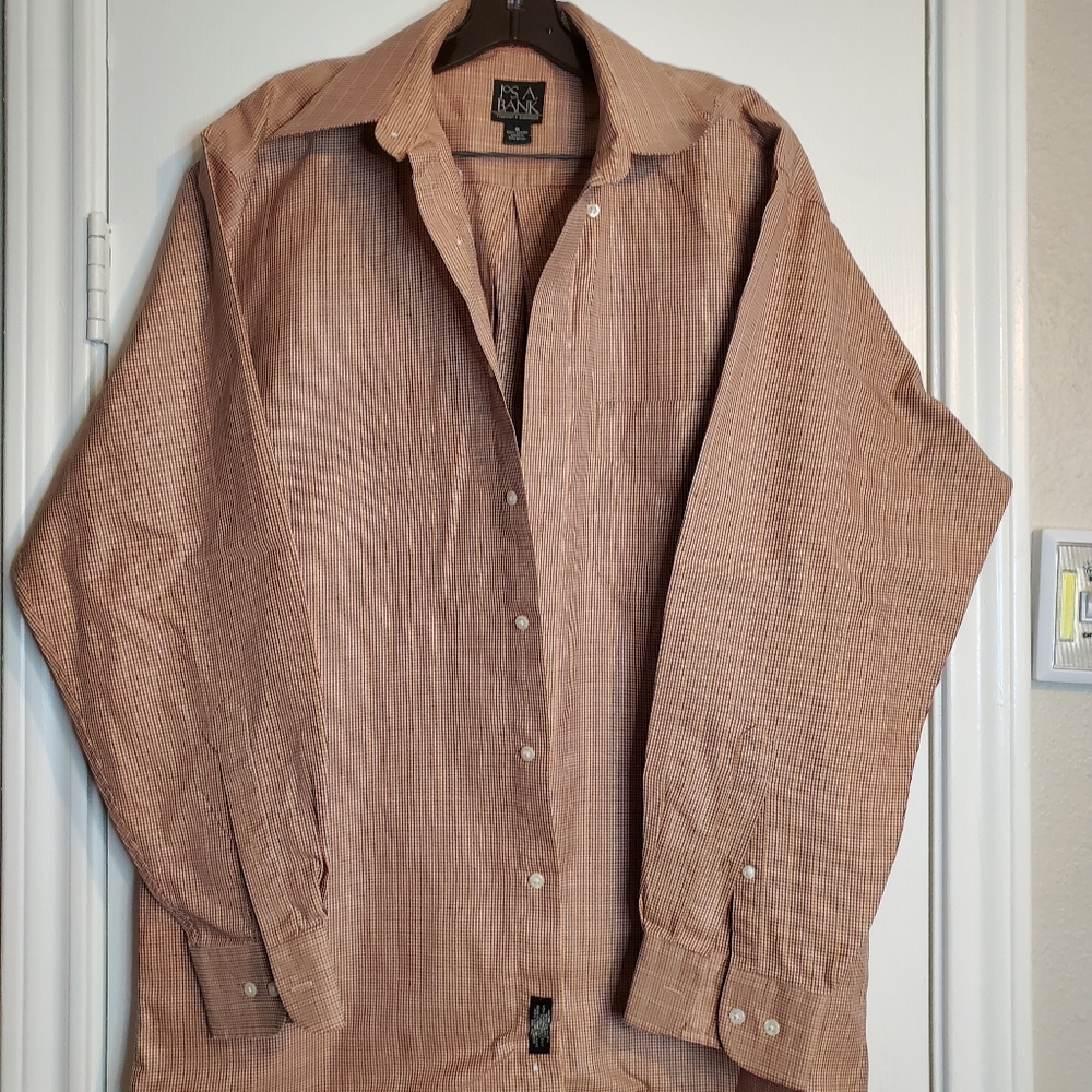 Jos A Banks Men's Traveler's Collection Shirt